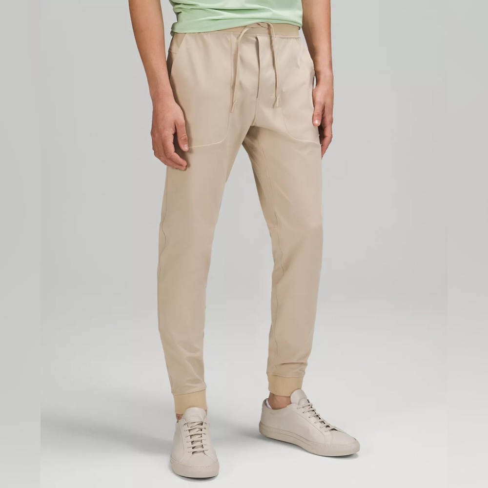 BRAND NEW lululemon ABC Skinny Joggers Trench Medium